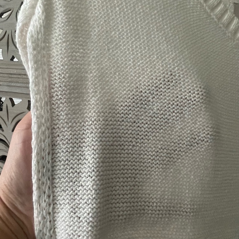 LOFT Sleeveless Sweater Vest Crew Neck - Picture 2 of 4